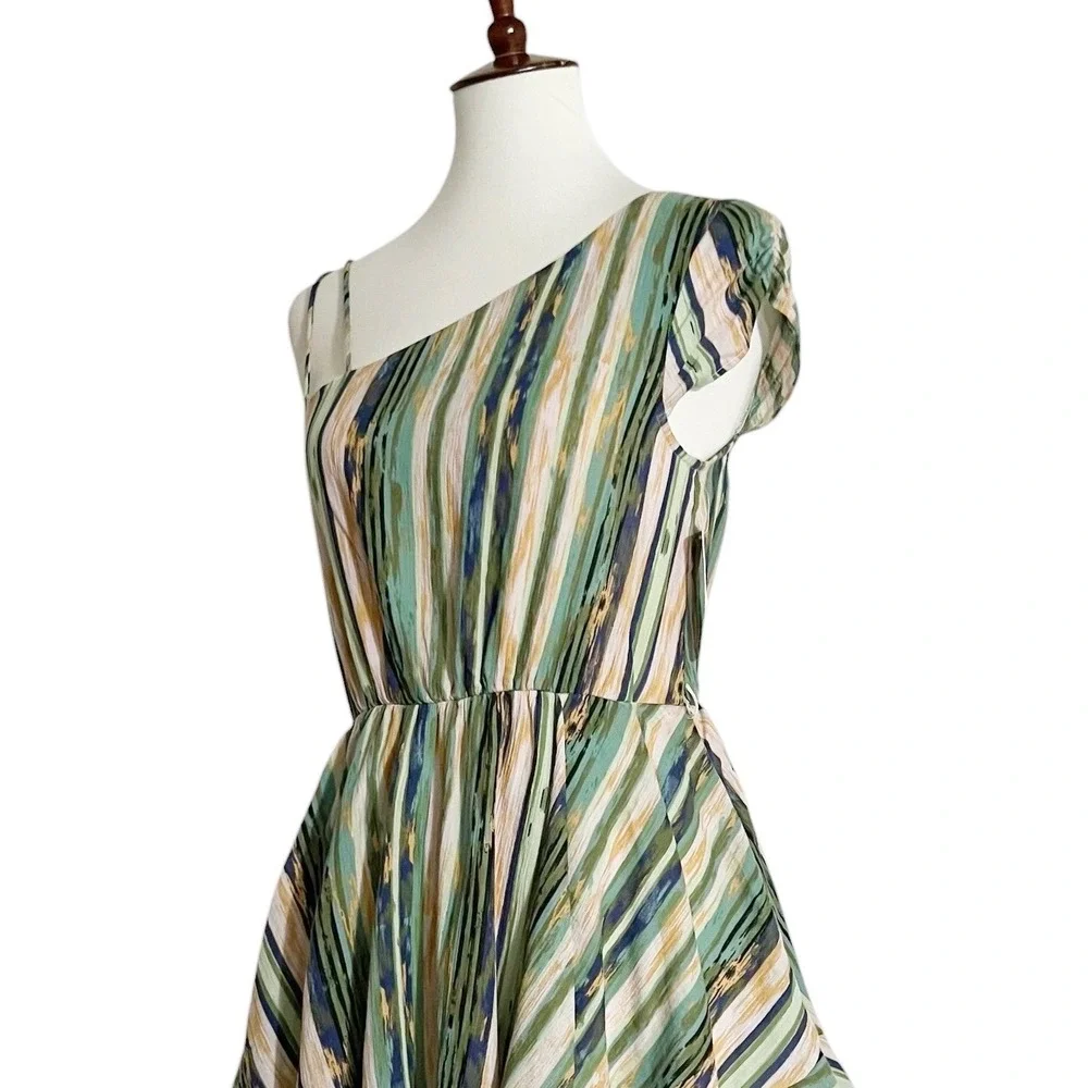 Free People Green Heart Shaped Face One Shoulder‎ Mini Dress Size XSmall NWT